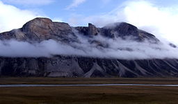 Tundra, looking across the Owl River floodplain, Auyuittuq NP, Nunavut, Canada
