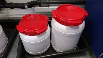 Kegs used for acid washing.