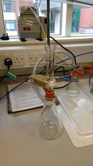 Vacuum filtration set-up.